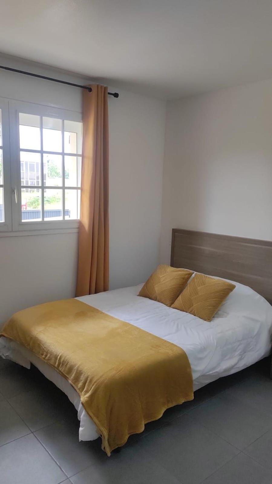 Appartement 1 , Disneyland - Parking Gratuit - Maison Des Platanes Meaux Zewnętrze zdjęcie