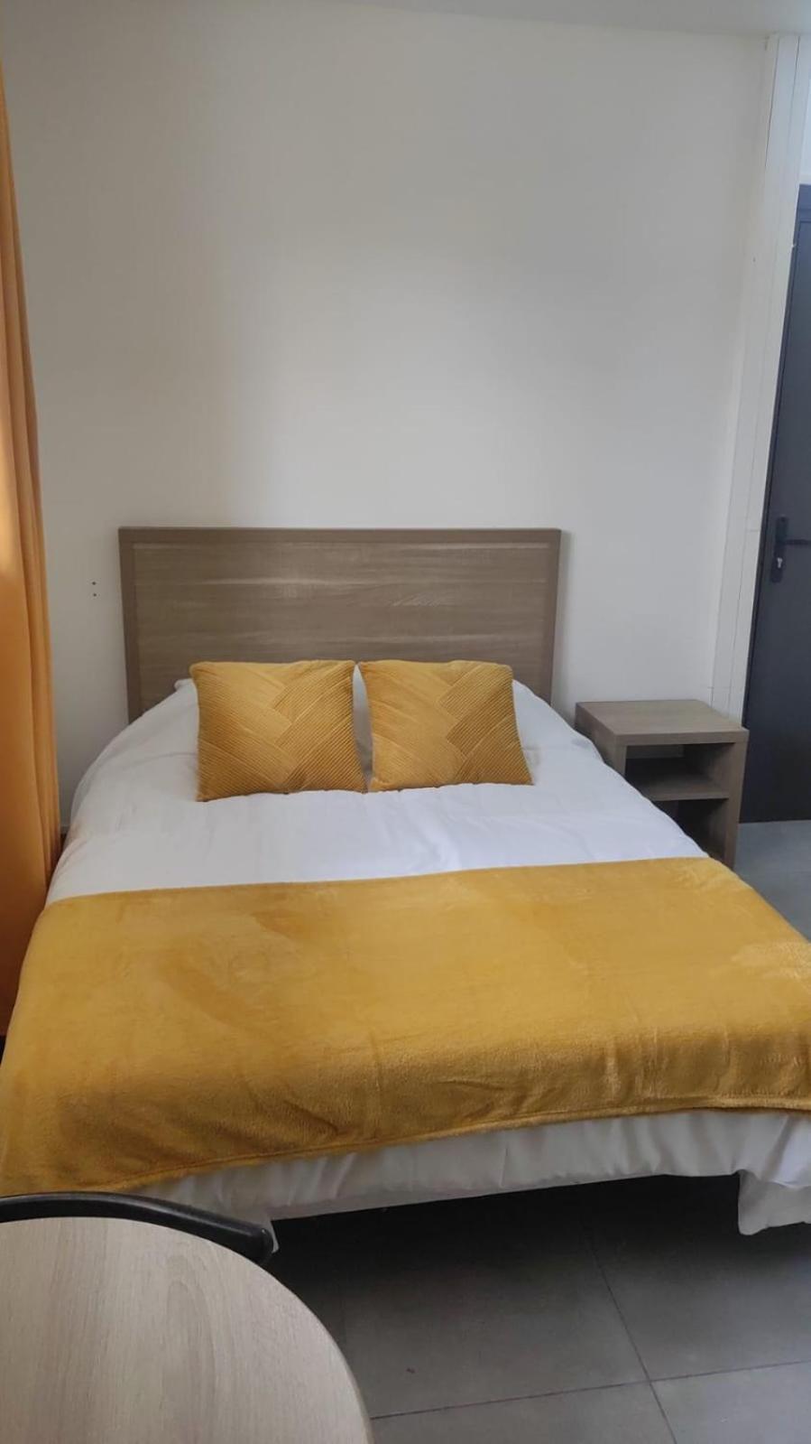 Appartement 1 , Disneyland - Parking Gratuit - Maison Des Platanes Meaux Zewnętrze zdjęcie